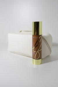 Beauty Bag + Instant Bronzer | LF Brand